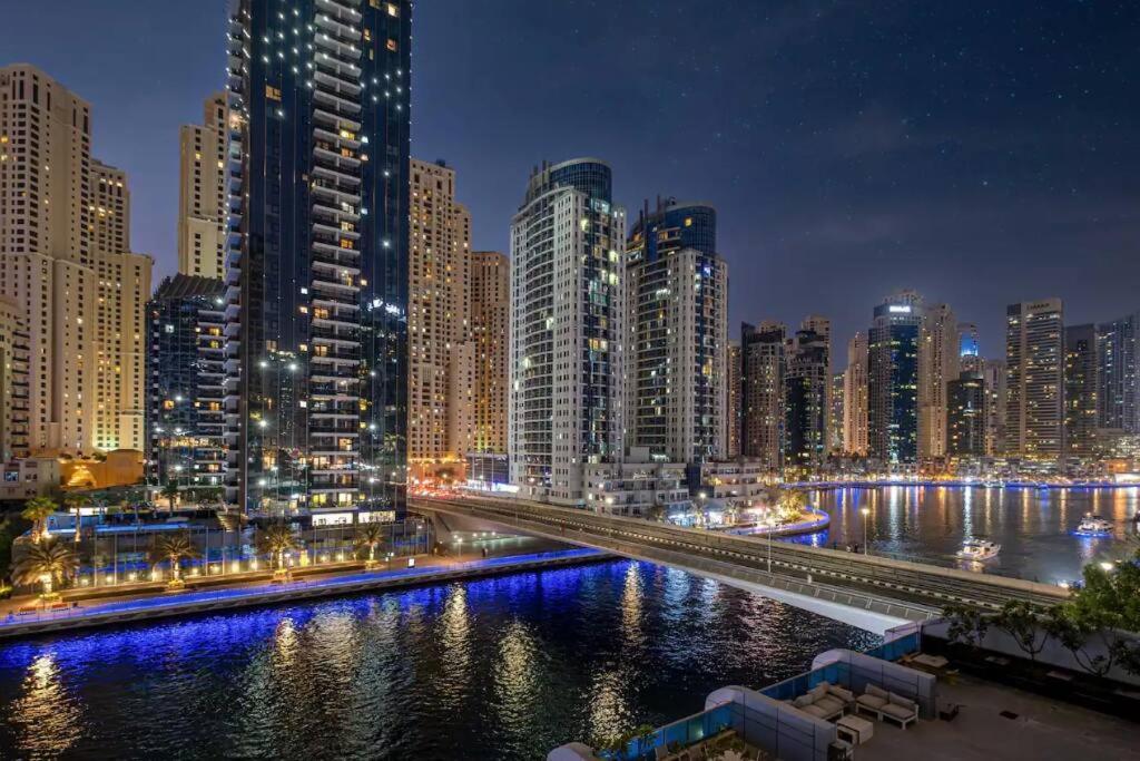Luxury 2 Bedroom Apartment In Dubai Marina & Jbr Beach المظهر الخارجي الصورة