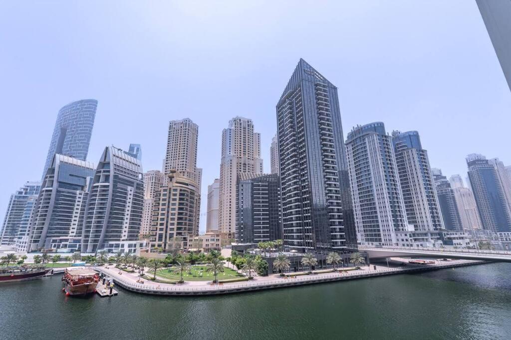 Luxury 2 Bedroom Apartment In Dubai Marina & Jbr Beach المظهر الخارجي الصورة